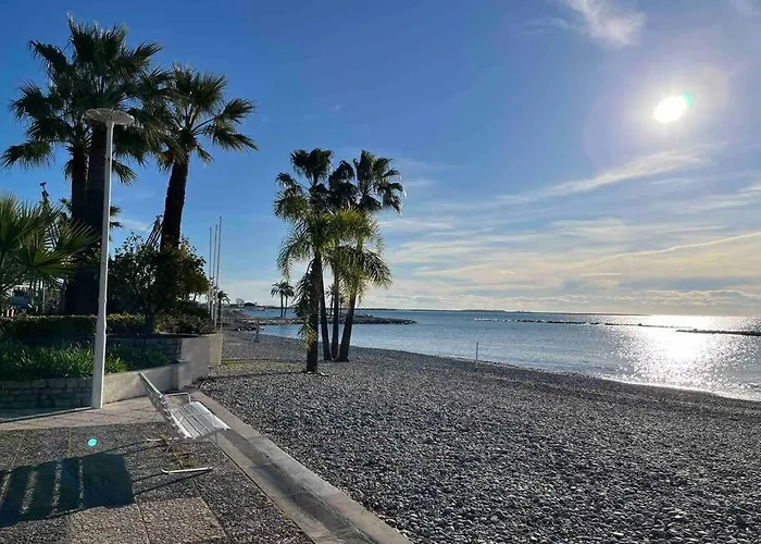 Bel Avec Emplacement Ideal Apartament Saint-Laurent-du-Var