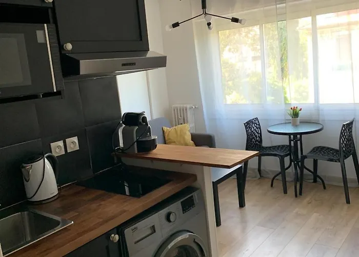 Bel Avec Emplacement Ideal Apartament
